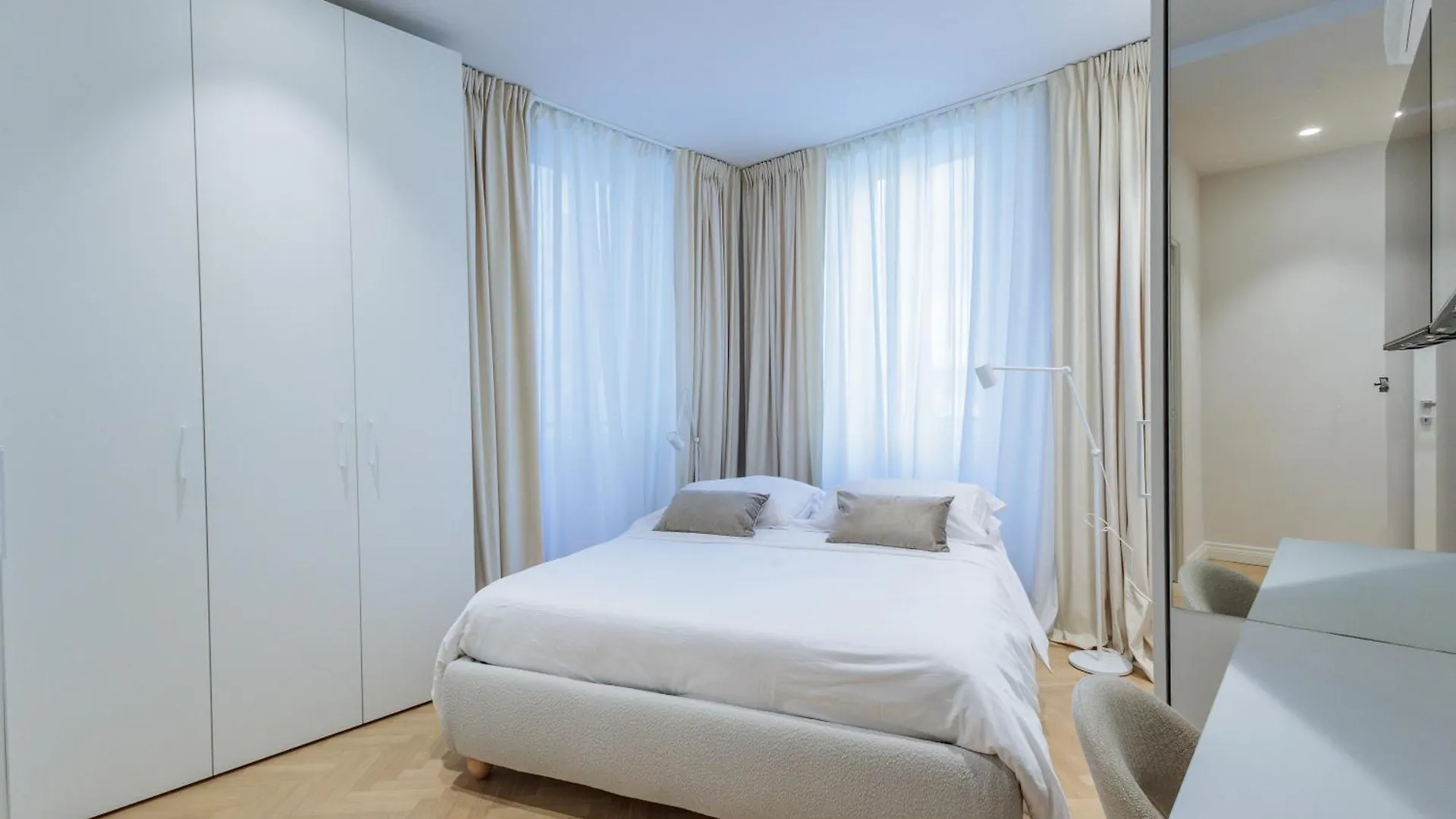 Apartament Living Buonarroti Mediolan Włochy