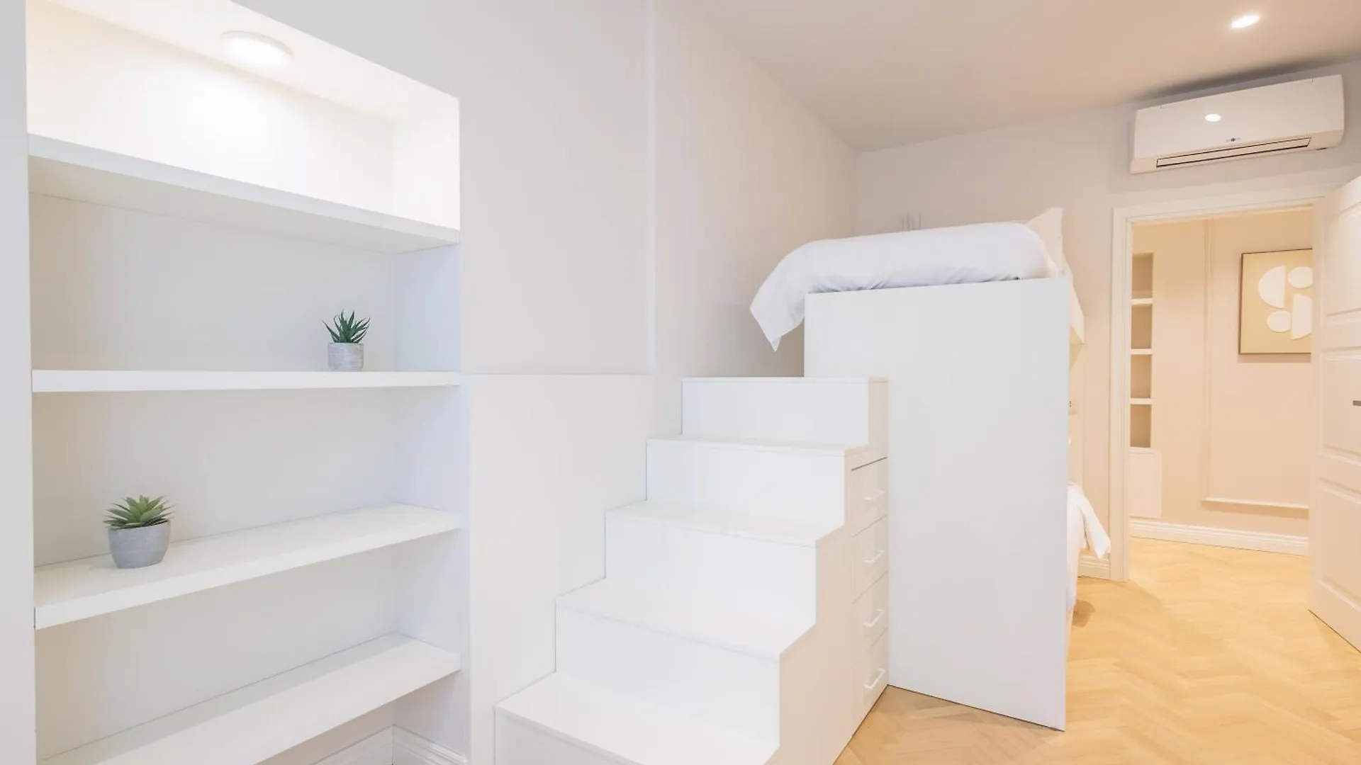 Apartament Living Buonarroti Mediolan
