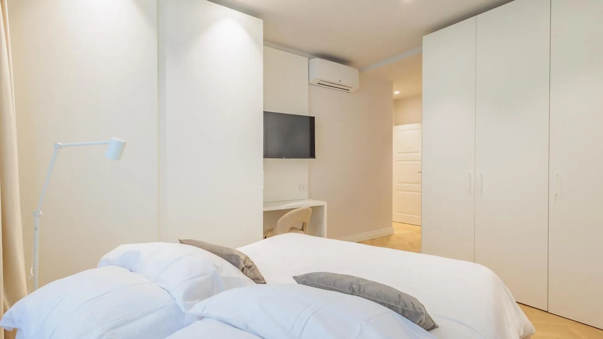 Apartament Living Buonarroti Mediolan Włochy